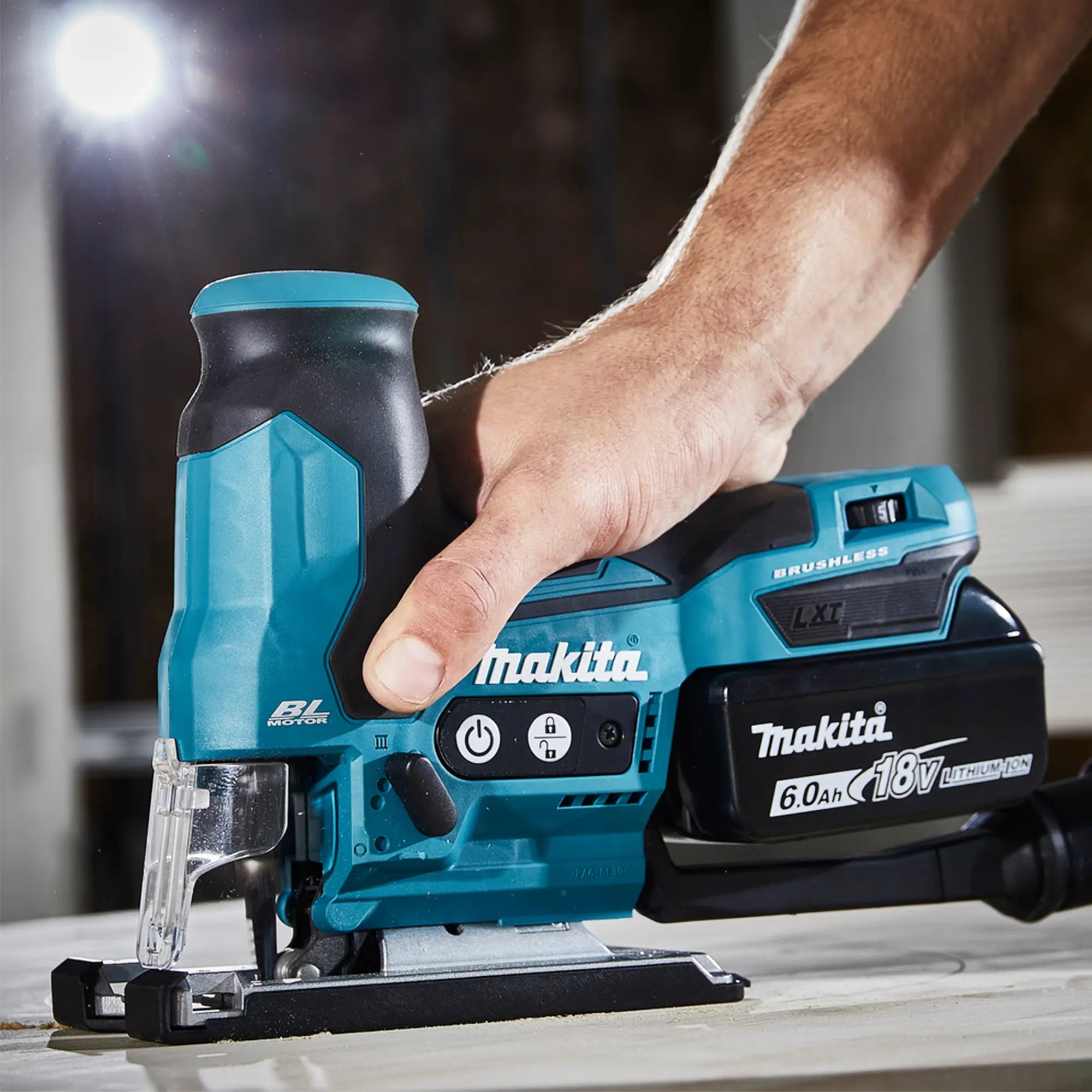 Seghetto Alternativo Makita DJV185RTJ 18V 5Ah